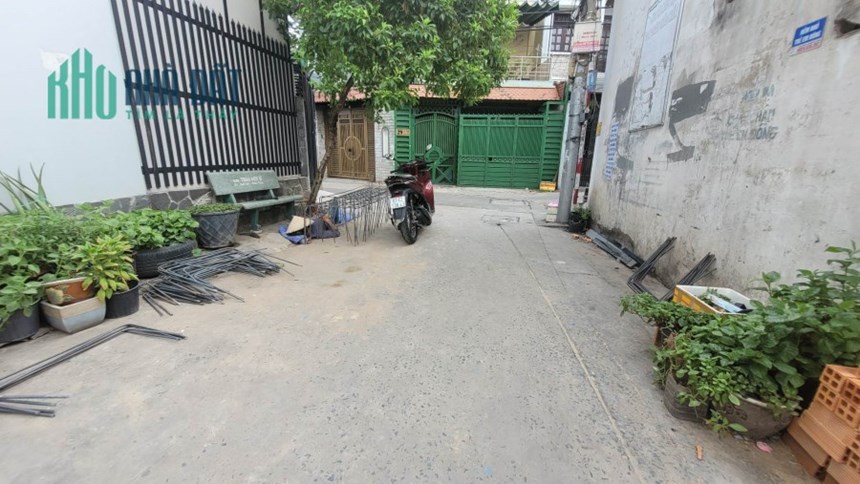 BÁN NHÀ HẺM OTO TỚI CỬA TÂN PHÚ - 51M2- 2 TẦNG 3PN- NỞ HẬU NHẸ- 4.1 TỶ.