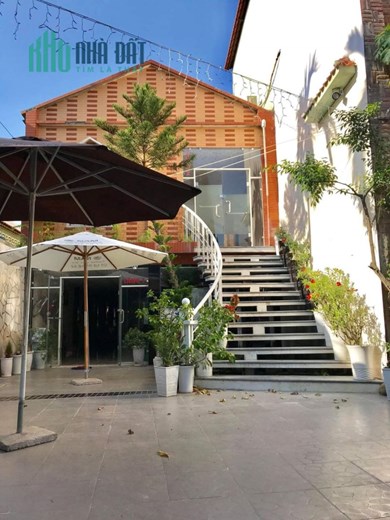 Cần bán căn nhà biệt thự sân vườn đường Phạm Như Xương, thị xã Điện Ngọc, Điện Bàn
