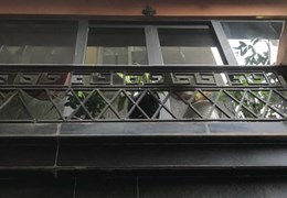 BÁN GẤP NHÀ ĐƯỜNG LÊ VĂN LƯƠNG, NHÀ 5 TẦNG ĐẸP, NỘI THẤT ĐẸPLONG LANH, NGÕ NÔNG, GẦN PHỐ