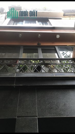 BÁN GẤP NHÀ ĐƯỜNG LÊ VĂN LƯƠNG, NHÀ 5 TẦNG ĐẸP, NỘI THẤT ĐẸPLONG LANH, NGÕ NÔNG, GẦN PHỐ