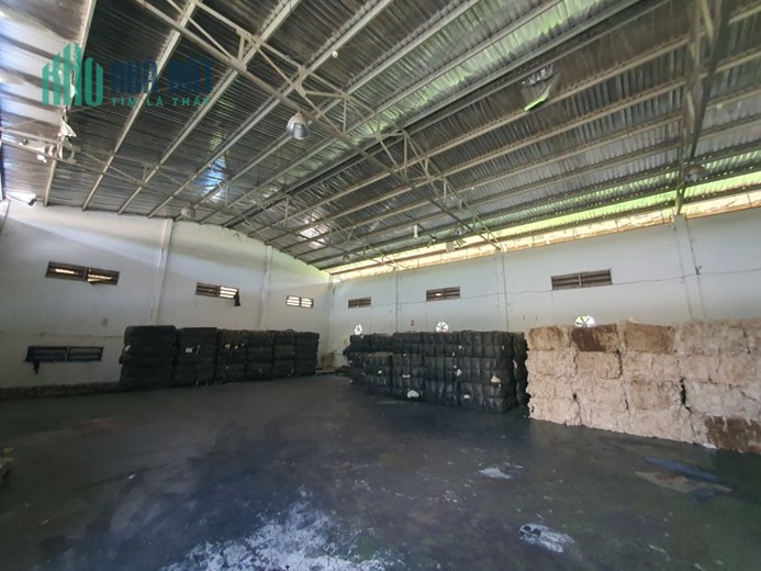 Cho thuê xưởng KCN Long Bình TT.BIÊN HÒA,diện tích gần 400m2,hệ thống PCCC,điện 3PHA đầy đủ mà giá