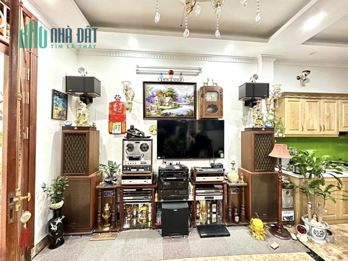 BÁN NHÀ PHỐ TRẦN KHÁT CHÂN, 52M2 - 5 TẦNG - 4 NGỦ, NHÀ ĐẸP, DÂN XÂY, NỘI THẤT GỖ CAO CẤP, NHỈNH 6 TỶ