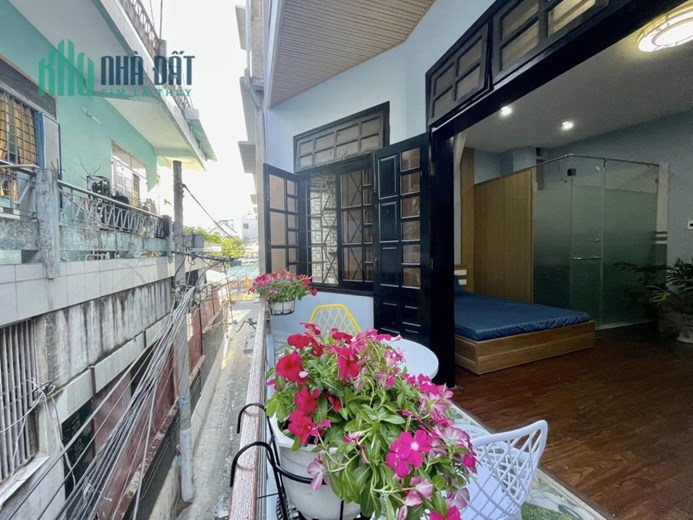 .Nhà Kề Mặt Tiền Núi Thành, 43m2 3 tầng, 3.x tỷ