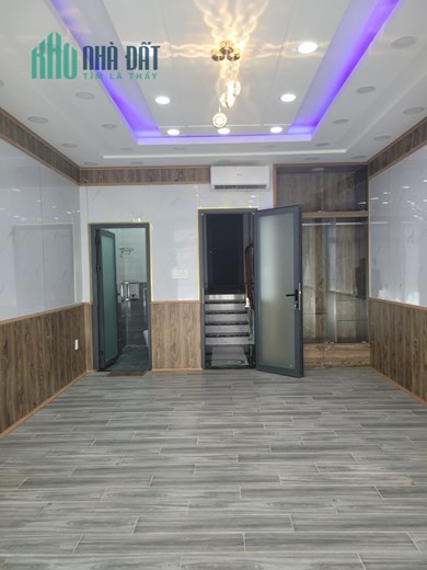 NHÀ CHỦ ĐANG Ở - NỞ HẬU - 2PN