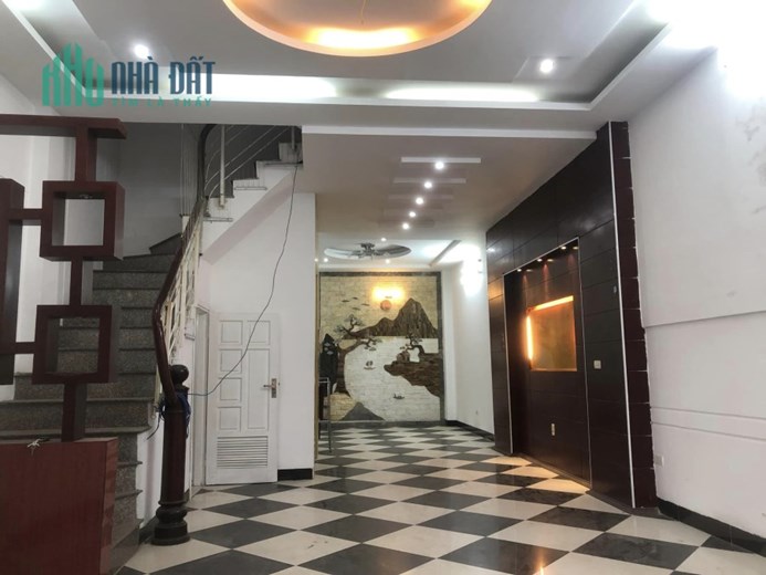 75m Xây 5 Tầng Dòng Tiền 650 Triệu 1 Năm. Giá 11,5 Tỷ. Chính Chủ Mót Bán Nhà Xuân Thủy Cầu Giấy.