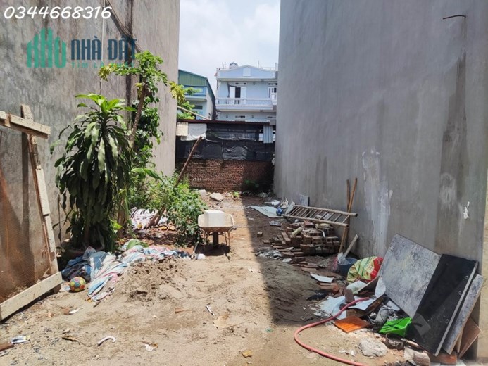 Bán đất Ngọc Thụy, ô tô vào nhà, vuông vắn, giá 40 triệu/m2
