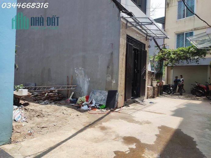 Bán đất Ngọc Thụy, ô tô vào nhà, vuông vắn, giá 40 triệu/m2