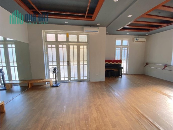67 tỷ-Biệt thự Liễu Giai, Ba Đình, 230m x 4 tầng, mặt tiền 15m- gần Nguyễn Chí Thanh, Văn Cao, Đội