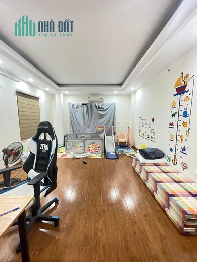 Bán nhà phố Xã Đàn, 30m ra mặt phố, nhà đẹp, dân xây, 36m, 5T, 4.5 tỷ