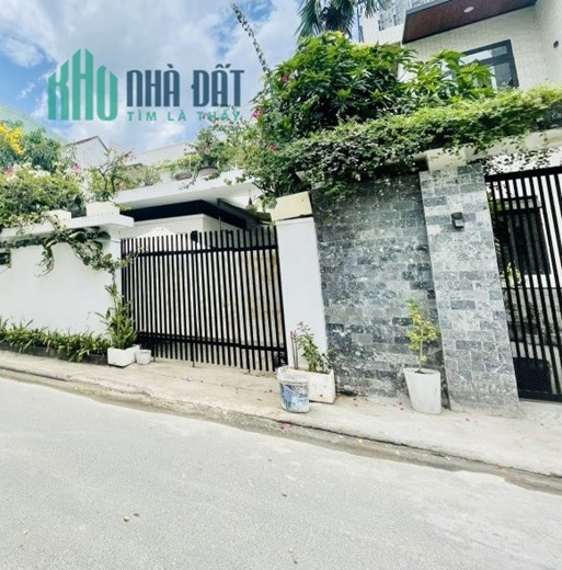 Biệt Thự Trung Tâm Hải Châu 2 mặt tiền, 120m2 4 tầng, 7.x tỷ