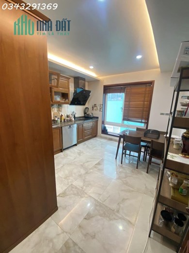 102m 8 Tầng Mặt Phố Phạm Hồng Thái Kinh Doanh Siêu Đỉnh. Không Có Căn Thứ 2. Chủ Cực Kỳ Thiện Chí