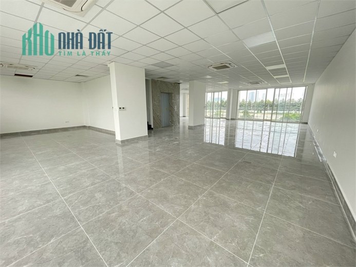Cho thuê 1 cặp Shophouse SARITOWN Quận 2