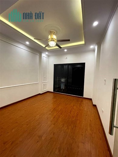 Bán nhà Thạch Bàn 60m2 lô góc 6 tầng, mặt tiền 5m, giá chào 7 tỷ nhà mới tinh.