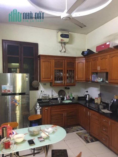 Bán nhà 42m2 phố Yên Phụ, Tây Hồ Dân xây 6 phòng 10m 2 Ô tô đua Giá 4.5 Tỷ