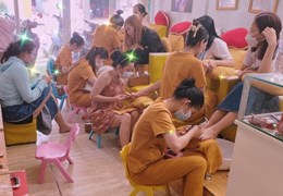 SANG NHƯỢNG TIỆM NAILS - Địa chỉ: Số 1 Cao Lỗ, phường  4, quận 8, TP Hồ Chí Minh