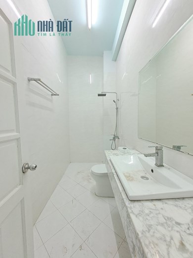 Phòng cho thuê studio, cửa sổ đường 5B, Q. Bình Tân