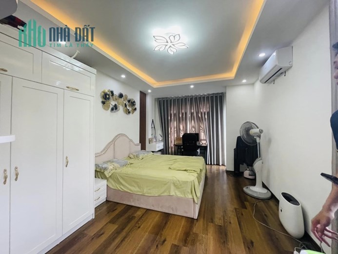 HAI BÀ TRƯNG - LÔ GÓC THOÁNG - NGÕ THÔNG - KINH DOANH - NHÀ ĐẸP - TẶNG FULL NỘI THẤT 5 TÂNG 4TỶ5