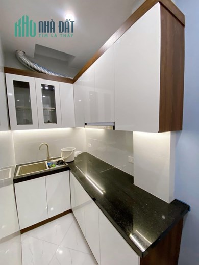 Bán nhà 32m2 phố Yên Phụ, Tây Hồ Ô tô đỗ cửa Kinh doanh vô địch 4.3 Tỷ