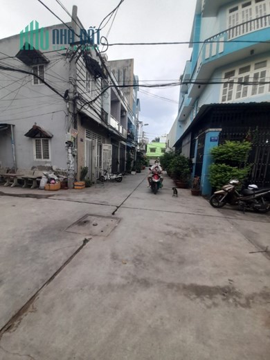 Bán nhà 4 tầng 96m2 hẻm 730 hương lộ 2, CĂN GÓC 2 MẶT TIỀN 6.3 tỷ