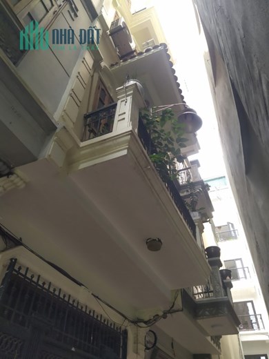 Ở Sướng! Trung tâm Đống Đa, 42m2 x 4 tầng, sát hồ, ngõ nông, cách phố 30m