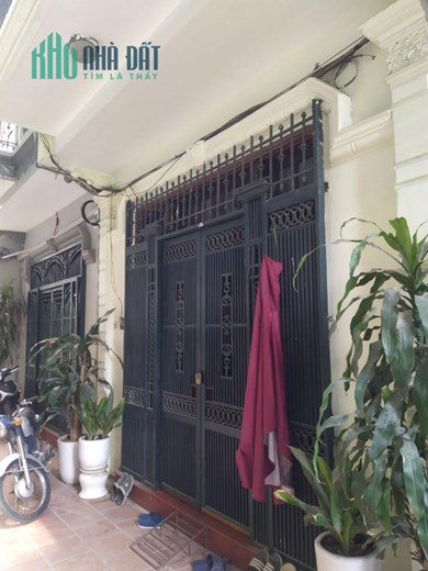 CÓ 102! CHÙA LÁNG 4 TẦNG, MẶT TIỀN RỘNG, NGÕ NÔNG THOÁNG, NHIỀU PHÒNG, CHO THUÊ-Ở TỐT