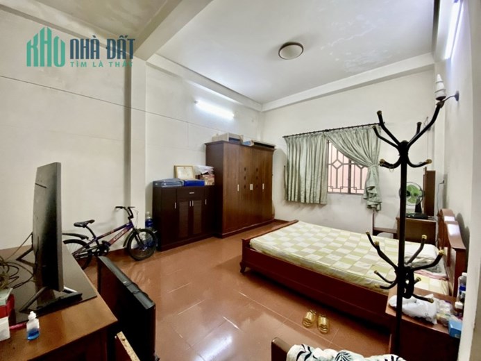 Bán nhà chính chủ 4.2Mx23M 4Tầng Hẻm 10M đường Cộng Hòa P4  quận Tân Bình.