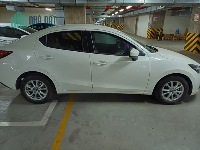 Chính chủ cần bán xe Mazda 2 deluxe đăng ký năm 2019. - Giá bán gấp: 550tr
