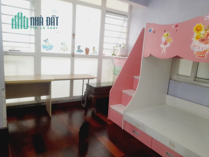 Bán nhà đường Láng hơn 3 tỉ tặng kèm nội thất siêu sịn sò