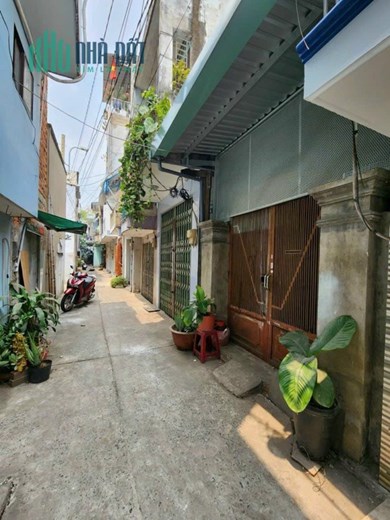 Bán nhà đẹp 2 tầng 2PN, 22m2, Đường 14, BHHA, Bình Tân, chỉ 2.55 tỷ TL
