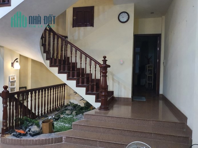Chính Chủ Cần Bán Gấp Căn Nhà Nguyễn Khang Quận Cầu Giấy. Nhà Chính Chủ Xây Tâm Huyết. Ô Tô Đỗ
