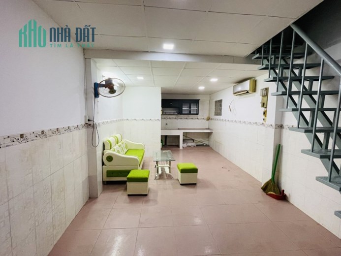 GẤP GẤP GẤP CHỦ HẠ 1 TỶ ĐỂ BÁN NHANH GIÁ CHỈ 2.x TỶ.
 NHÀ BÌNH THẠNH -  Ô TÔ ĐỖ CỬA - 27M2.