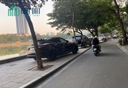 ĐẲNG CẤP! Mặt phố Phạm Huy Thông (ven hồ Ngọc Khánh), 41m2, bán 20 Tỷ