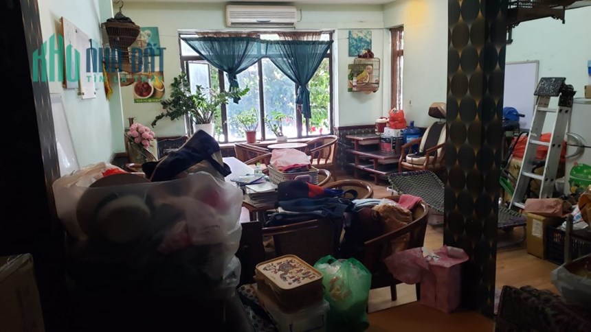ĐẲNG CẤP! Mặt phố Phạm Huy Thông (ven hồ Ngọc Khánh), 41m2, bán 20 Tỷ