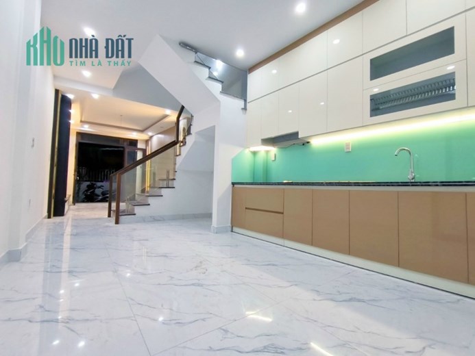 Bán nhà Miếu Hai Xã, 40m 4 tầng mới tinh GIÁ chỉ 2.05 tỉ bán gấp lỗ vốn