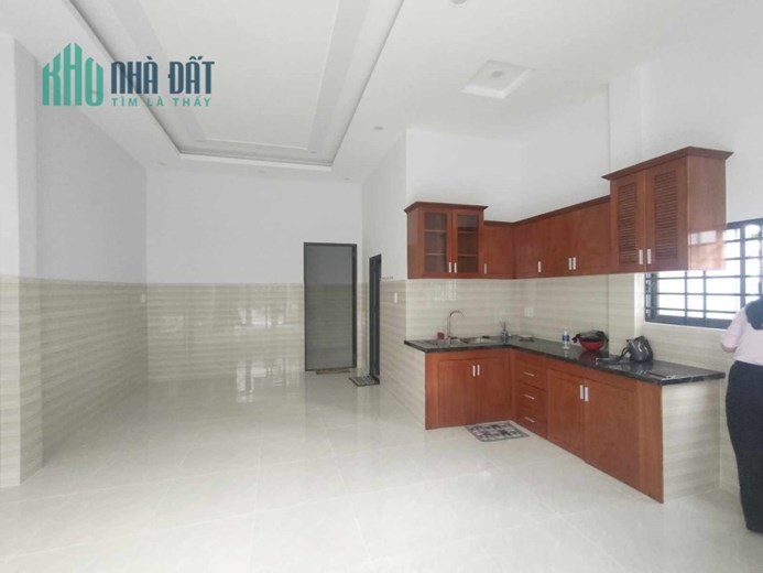 Nhà Bán Vị Trí Cực Đỉnh Đường 385, 45mz, C4, 4m x 12m, 3.9 tỷ Tăng Nhơn Phú A Thủ Đức.