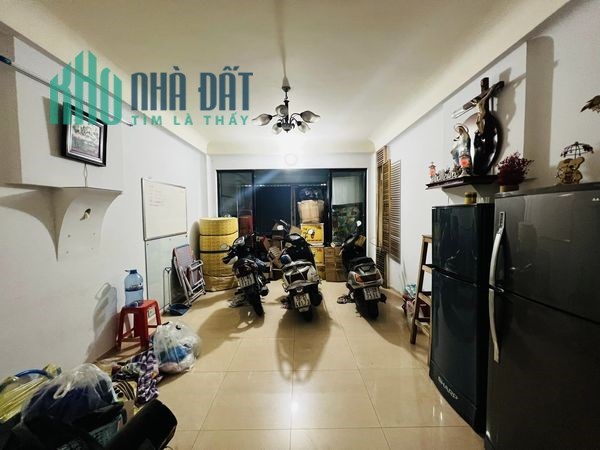 Nhà 2 mặt tiền hẻm, xe tải đến nhà, 5 tầng, DT 4x18, giá nhỉnh 9 tỷ