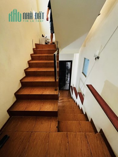 Nhà 2 mặt tiền hẻm, xe tải đến nhà, 5 tầng, DT 4x18, giá nhỉnh 9 tỷ