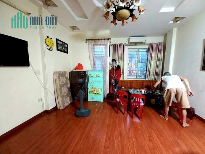 MẶT PHỐ TO - VỈA HÈ RỘNG - Ô CHỜ THANG MÁY - KINH DOANH SẦM UẤT 45M 5 TẦNG 15TỶ2