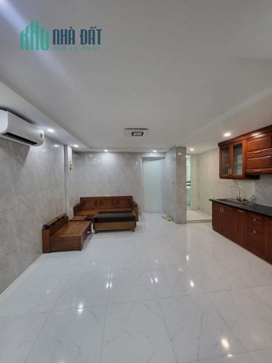 Ô TÔ ĐỖ CỔNG - KHU VỰC SIÊU TRUNG TÂM - NHÀ ĐẸP Ở LUÔN💥💥💥  Ba Đình 2,35  tỷ.