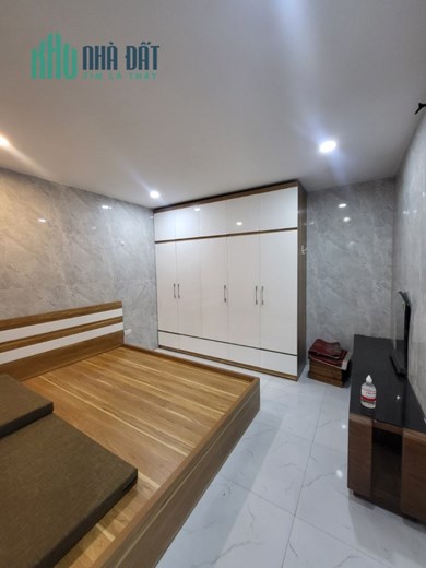 Ô TÔ ĐỖ CỔNG - KHU VỰC SIÊU TRUNG TÂM - NHÀ ĐẸP Ở LUÔN💥💥💥  Ba Đình 2,35  tỷ.