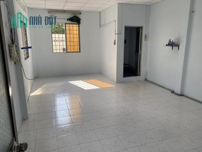 Bán nhà 2 tầng, 40m2, Đường B-ADC, Phú Thạnh, Tân Phú, chỉ 2.7 tỷ TL