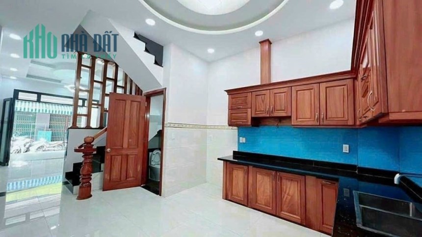 Bán nhà hẻm 8M 4Mx13M 4Tầng đường Bờ Bao Tân Thắng quận Tân Phú.