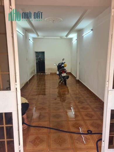Mặt tiền XVNT - giáp Q1 - Sát mặt tiền - HXT đỗ - dt 40 m2 - giá chỉ 6,75 tỷ