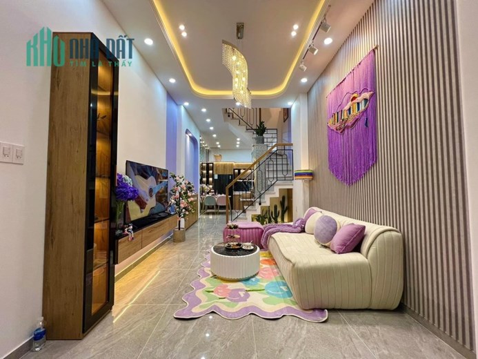 Hàng hiếm rẻ: ô tô đỗ cửa, nhà mới xây, đẹp long lanh