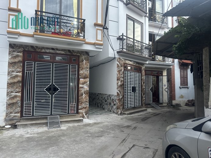 Hàng hiếm rẻ: ô tô đỗ cửa, nhà mới xây, đẹp long lanh