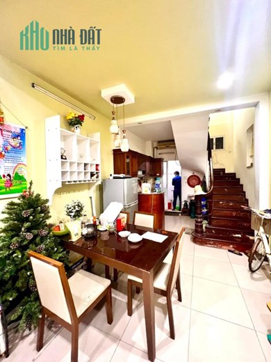 Siêu VIP! Nhà phố Đào Tấn, ô tô đỗ cửa giá chỉ 6,7 tỷ, 45m2 xây 5 tầng