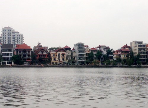 SIÊU HIẾM, VIEW TRỌN HỒ TÂY: 350M2, MẶT TIỀN 13.5M,  ĐỂ Ở HAY XÂY TOÀ CĂN HỘ CHO THUÊ. GIÁ 185 TỶ
