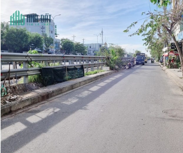.Nhà Mặt Tiền Trường Chinh, 68m2, 2.55 tỷ