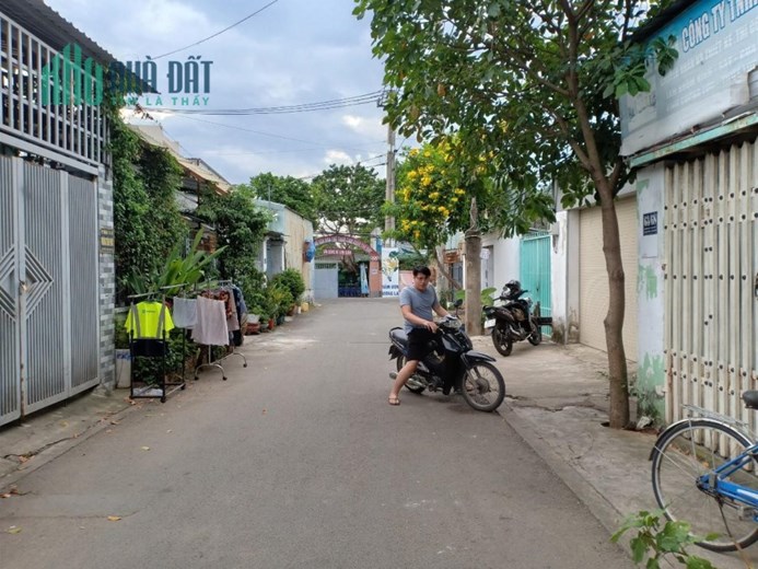 Bán nhà hẻm xe hơi Đường số 8, Linh Xuân, Thủ Đức, 80m2, giá chỉ 4 tỷ.