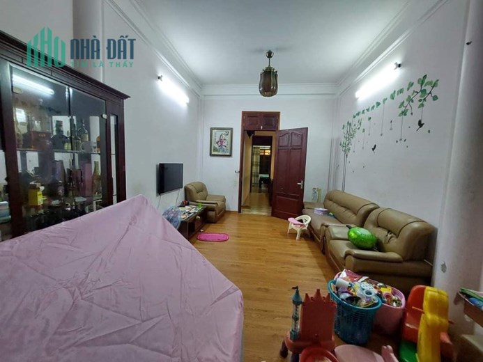 Bán nhà riêng chính chủ Phố Quan Nhân Thanh Xuân 78m x 5T Gara Ô Tô chỉ 11.5 tỷ